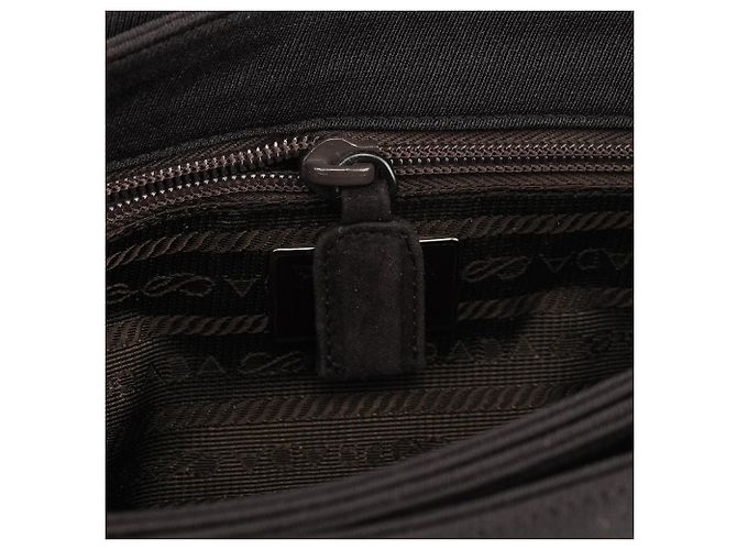 Prada Borsa Tote in mesh di nylon e camoscio marrone - vista 12