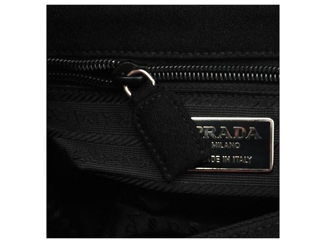 Prada Borsa a tracolla in nylon Tessuto Swing nera con catena 1996 - vista 15