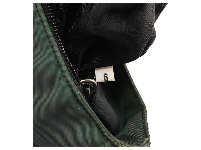 Prada B7514 Mini Bag in Tessuto Grafite Verde con Manico in Metallo - vista 15