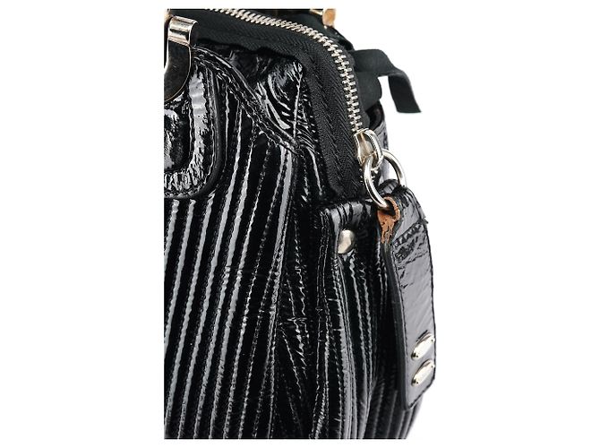 Chloé  mala Tote Bay em couro patente acolchoado preto - vista 11