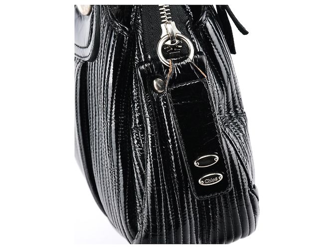 Chloé  mala Tote Bay em couro patente acolchoado preto - vista 9