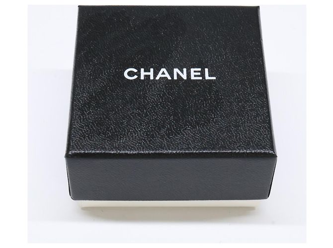 Orecchini a clip Chanel 97P Turnlock Coco Mark - vista 10