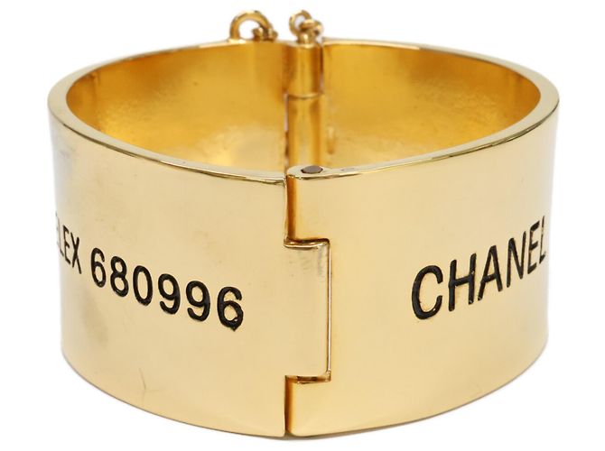 Bracciale rigido Chanel in metallo dorato - vista 4