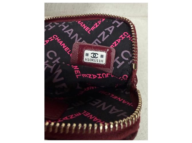 Chanel Monedero acolchado CC en piel caviar burdeos - vista 7