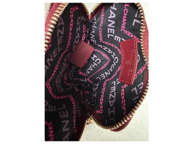 Chanel Monedero acolchado CC en piel caviar burdeos - vista 9