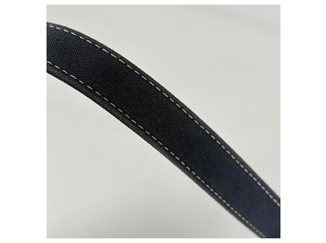 Fendi Schultertasche aus Navy-Canvas - Ansicht 8
