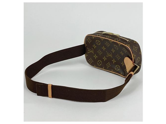 Louis Vuitton Pochette Gange Body Bag - vista 2