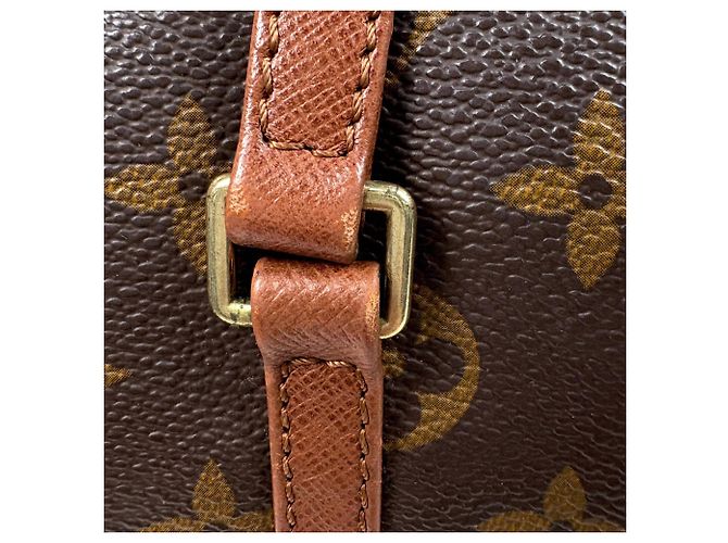 Borsa Louis Vuitton Papillon 26 - vista 4