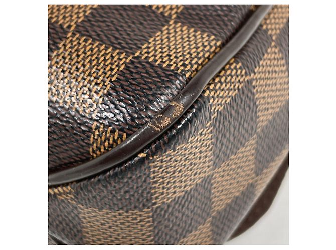 Borsa a tracolla Louis Vuitton District PM - vista 3
