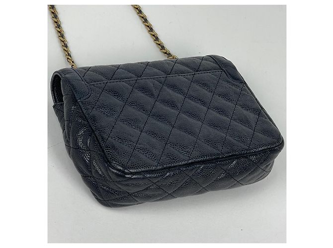 Borsa a tracolla Chanel Blue Matelassé - vista 2