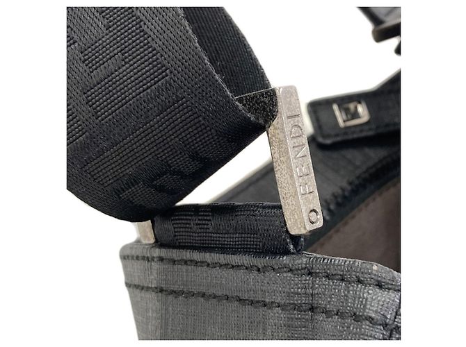 Fendi Schultertasche mit Zucca-Muster - Ansicht 12