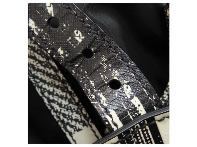 Prada Nylon Rucksack Schwarz Weiß - Ansicht 10