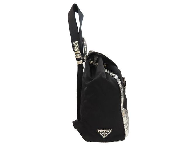 Prada Nylon Rucksack Schwarz Weiß - Ansicht 3