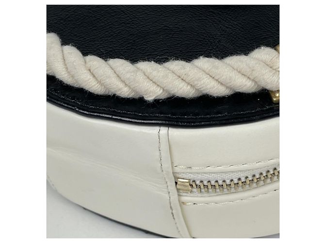 Borsa a spalla Chanel in pelle Matelassé - vista 3