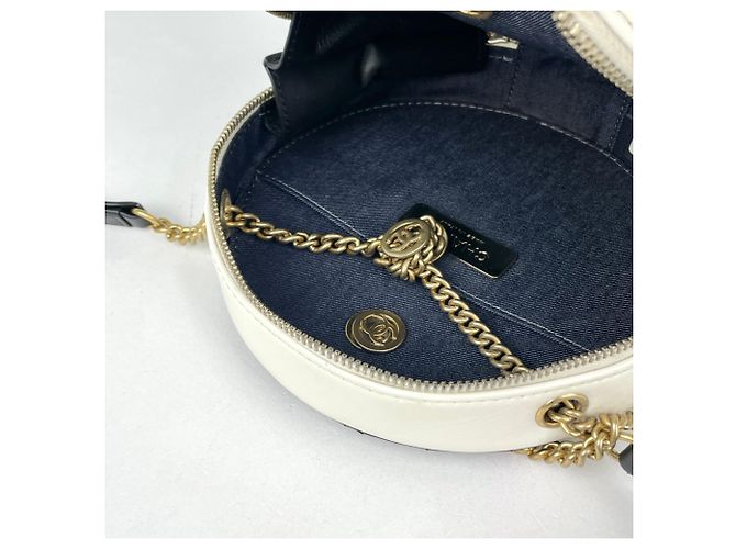 Borsa a spalla Chanel in pelle Matelassé - vista 8