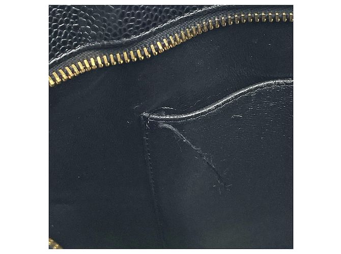 Borsa Tote Chanel Reissue in pelle di vitello granulata nera - vista 9