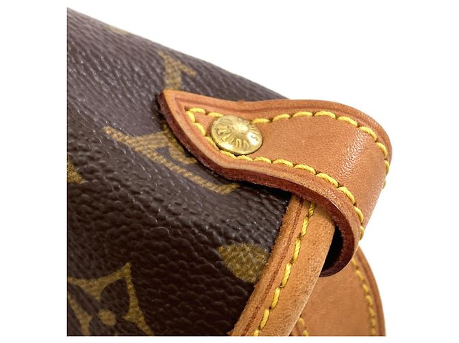 Louis Vuitton M42256 Saumur 30 Shoulder Bag - vista 13