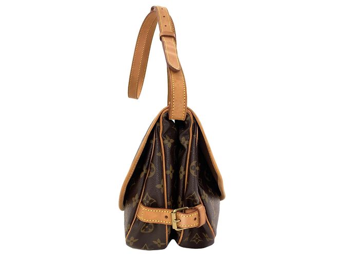 Louis Vuitton M42256 Saumur 30 Shoulder Bag - vista 3