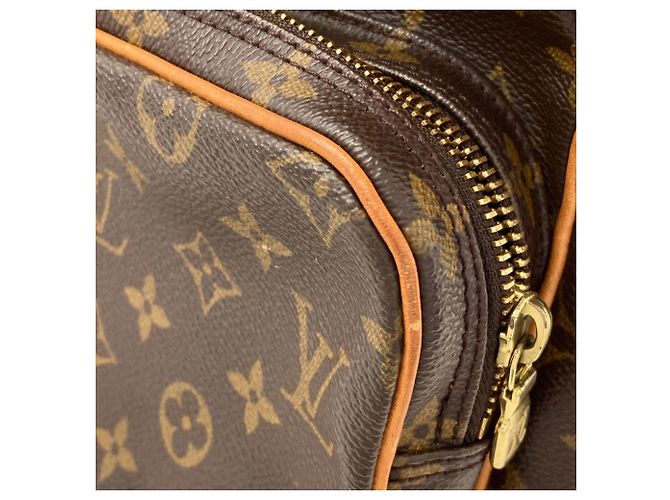 Louis Vuitton M45244 Nile Shoulder Bag - vista 11