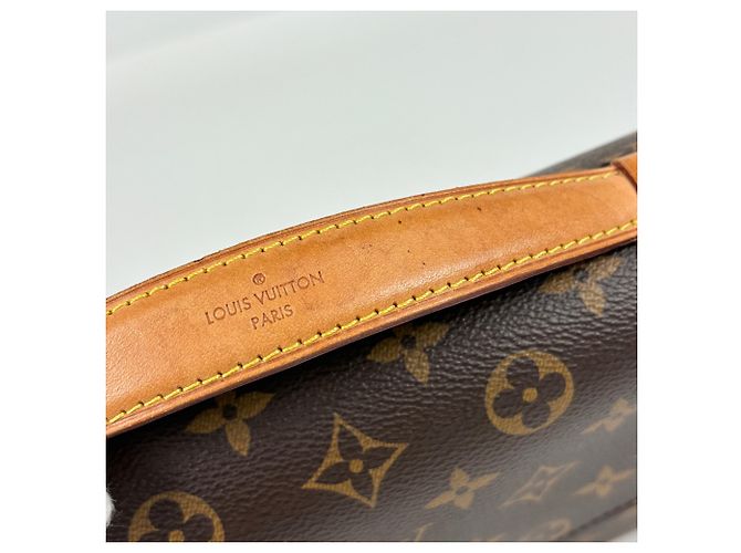 Borsa Louis Vuitton Pochette Metis MM - vista 5