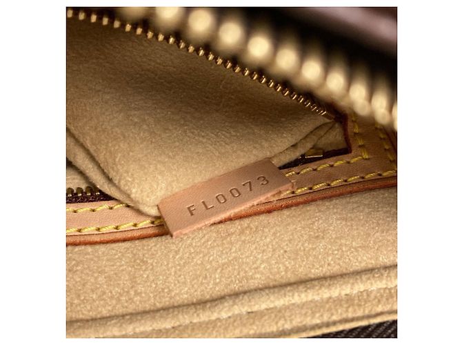 Borsa Louis Vuitton M51146 Looping MM - vista 7