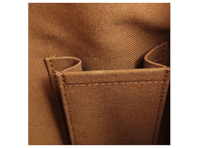 Borsa Tote Verticale Louis Vuitton Batignolles - vista 9