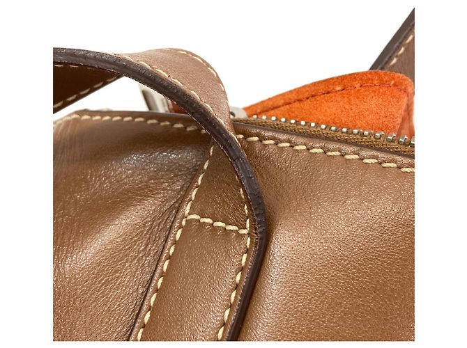 Tote Prada Shopper aus braunem Leder mit Dreiecks-Logo - Ansicht 14