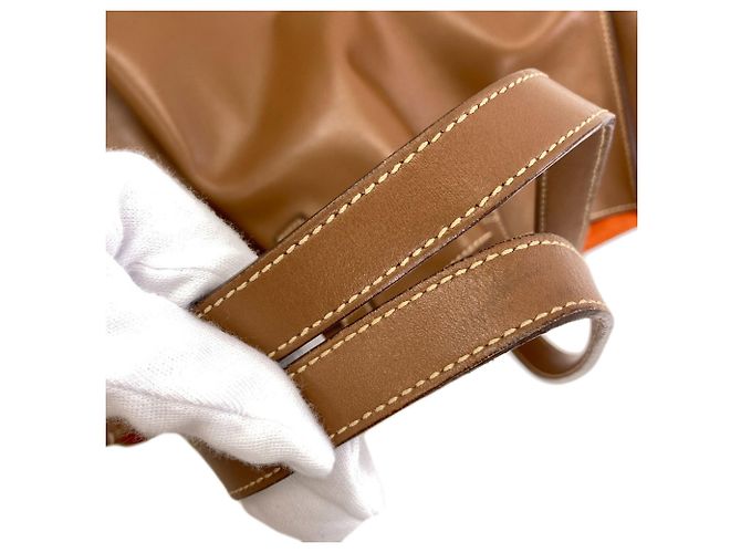 Tote Prada Shopper aus braunem Leder mit Dreiecks-Logo - Ansicht 16