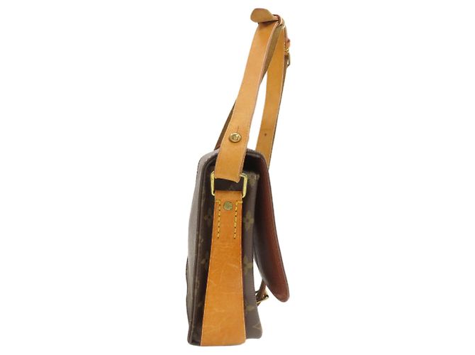 Louis Vuitton M51253 Cartesour MM Shoulder Bag - vista 3