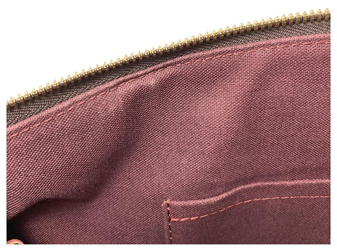 Borsa Louis Vuitton Turenne MM - vista 9