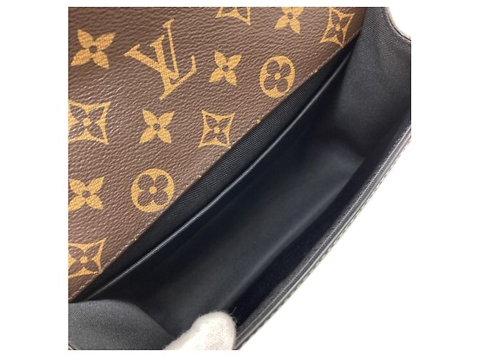 Borsa a mano Louis Vuitton M51953 Cherrywood BB - vista 5