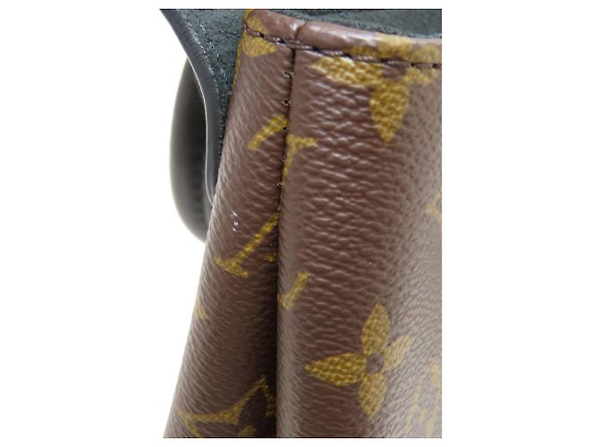 Borsa a mano Louis Vuitton M44141 Rocky BB - vista 13