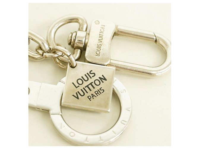Portachiavi Louis Vuitton Chaine Anocle XL - vista 3