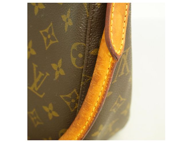 Borsa a tracolla Louis Vuitton Monogram Looping MM - vista 7