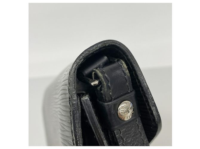 Pochette Louis Vuitton en cuir Epi - vue 7