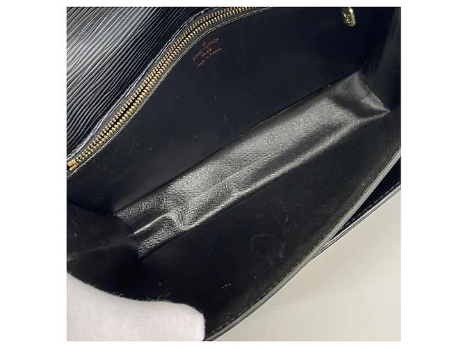 Borsa a pochette Louis Vuitton in pelle Epi Noir - vista 4