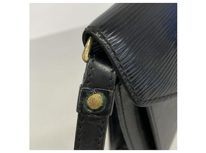 Borsa a pochette Louis Vuitton in pelle Epi Noir - vista 8