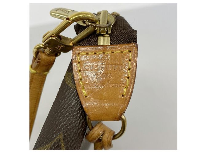 Borsa Pochette Accessoires Monogram Louis Vuitton - vista 5