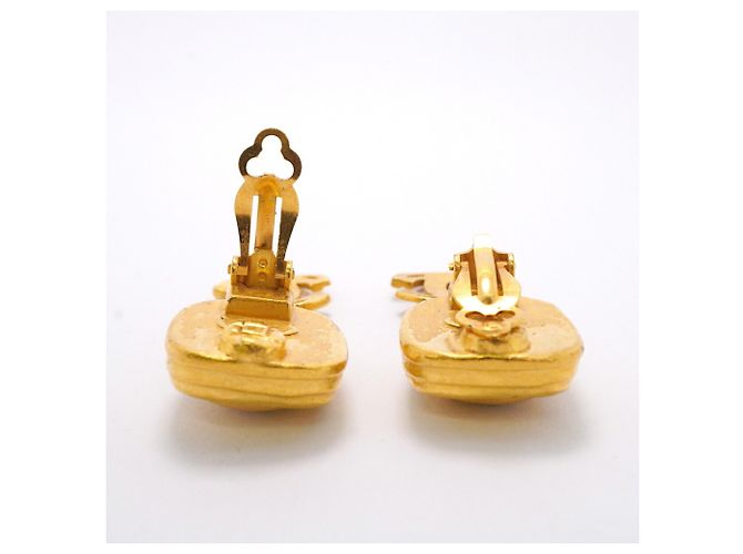 Orecchini a clip Chanel Gold - vista 3