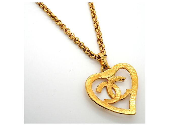 Collana Chanel placcata in oro con motivo cuore Coco Mark - vista 2