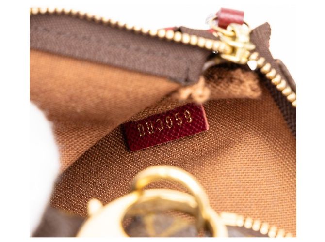 Louis Vuitton Monogram Mini Pochette Accessoires - Ansicht 6