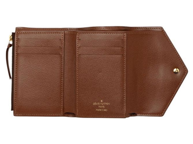 Louis Vuitton Monogram Portefeuille Victorine Bi-fold Wallet - vista 4