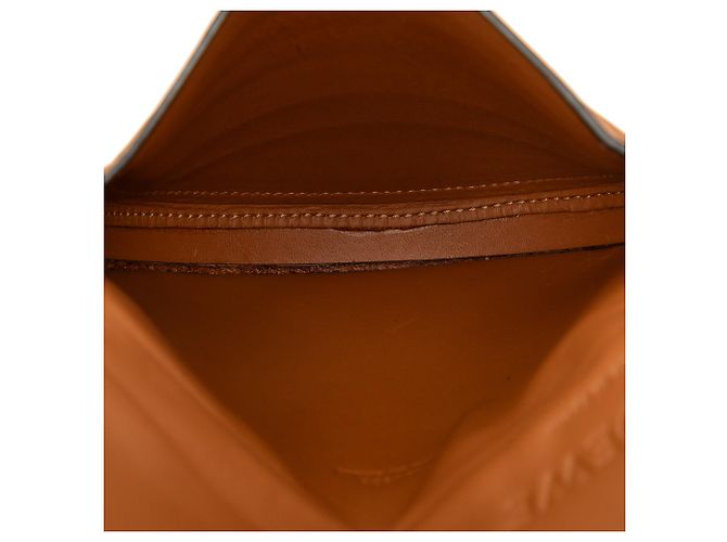 LOEWE Borsa Heel Pouch Piccola in Pelle di Vitello Morbida Marrone - vista 4