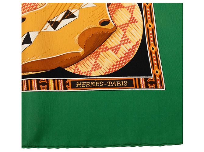 Foulard in seta Hermès Green Au Son Du Tam Tam 90 - vista 3