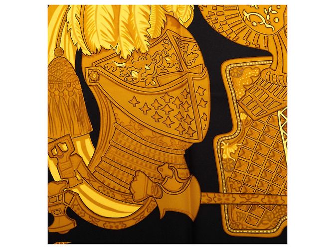 Carré di seta Hermès Gold Armets en Panache 90 - vista 5