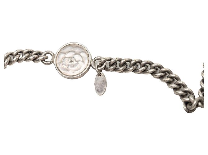 Collana lunga a catena con monete in ottone CC argentato Chanel - vista 4