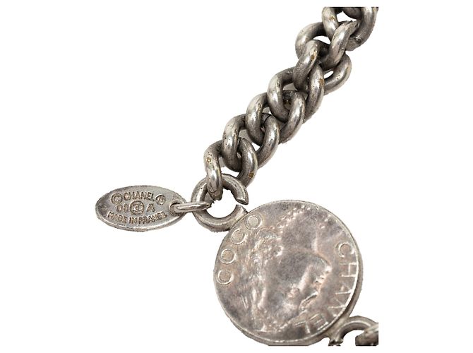 Collana lunga a catena con monete in ottone CC argentato Chanel - vista 5