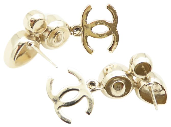 Orecchini a goccia Chanel Gold CC placcati in oro con perle sintetiche e strass - vista 2