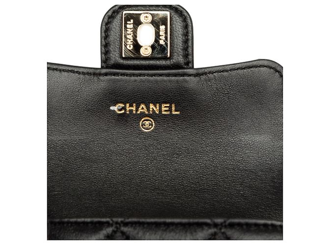 Monedero Chanel Black CC Quilted Lambskin Flap Arm - vista 5