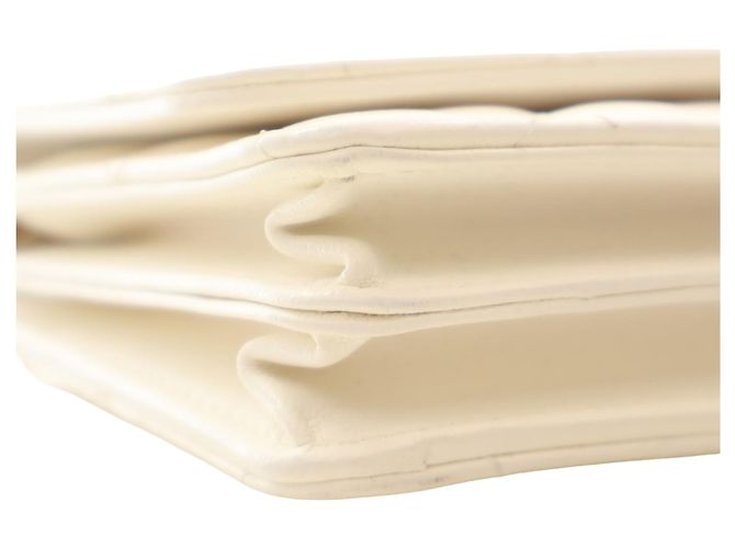 Portafoglio Chanel White CC Quilted Lambskin Wallet On Chain - vista 13